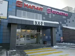 Фотография Киоск по ремонту обуви и изготовлению ключей 1